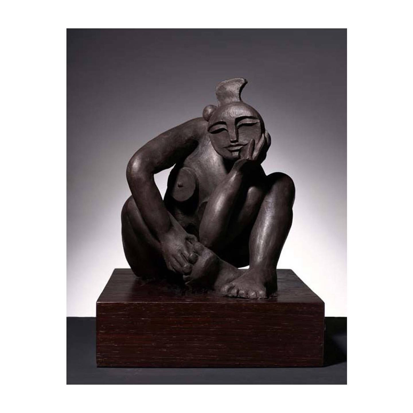 Aujourd’hui n’est que la mémoire d’hier, et demain le rêve d’aujourd’hui.
-
-
« Aglae »
By — Mariko // sold
-
-
#artmiami #paix #beauté #harmonie #douceur #delicatesse #devouement #optimisme #art #bronzesculpture #corsica #artwork #onlinegallery #artoftheday #geneva #wynwood #frenchriviera #collectingcontemporary #artadvisory #arrconsultant @gauchetfineart @marikosculpture @1stdibs